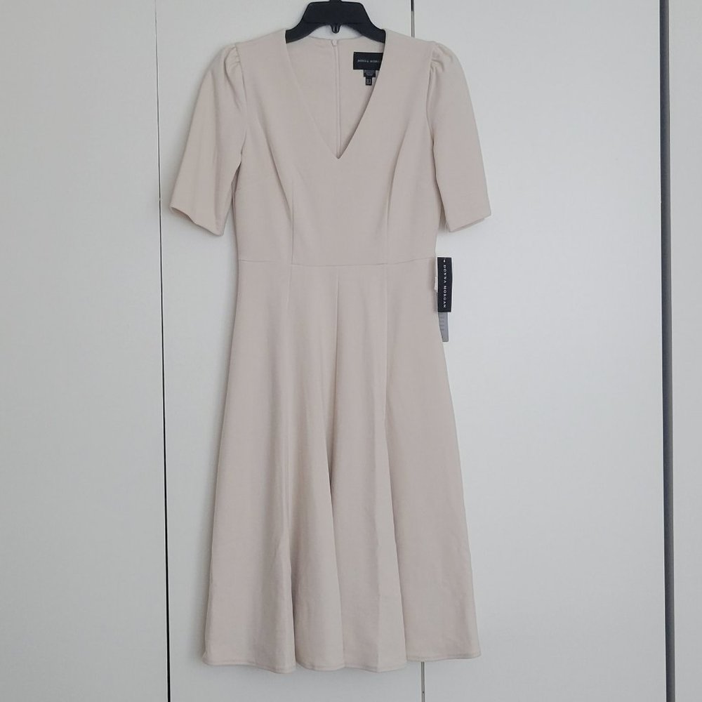 DONNA MORGAN V-Neck Fit & Flare Dress  with Pockets!